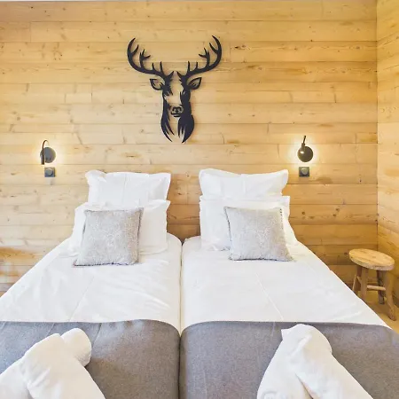 Des Bouchaux For 10 Guests In Chalet *